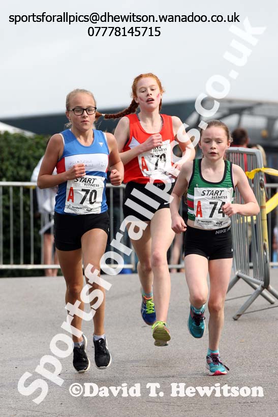 Girls under-13s Northern 6 and 4 Stage Road Relays. Photo: David T. Hewitson/Sports for All Pics